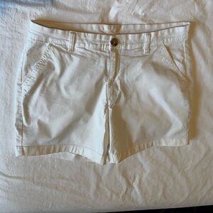Chubbies Men's white chino shorts Sz 33 waist